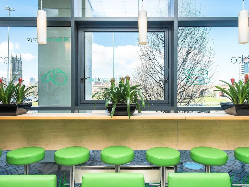 Ibis Budget Centre Crown Point Road 2*